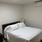 Apartamento Frente Al Aeropuerto