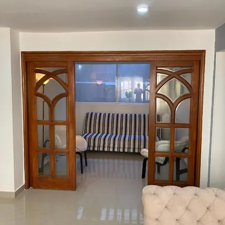 Apartamento Frente Al Aeropuerto