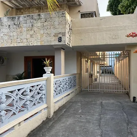 Apartamento Frente Al Aeropuerto Apartment Cartagena